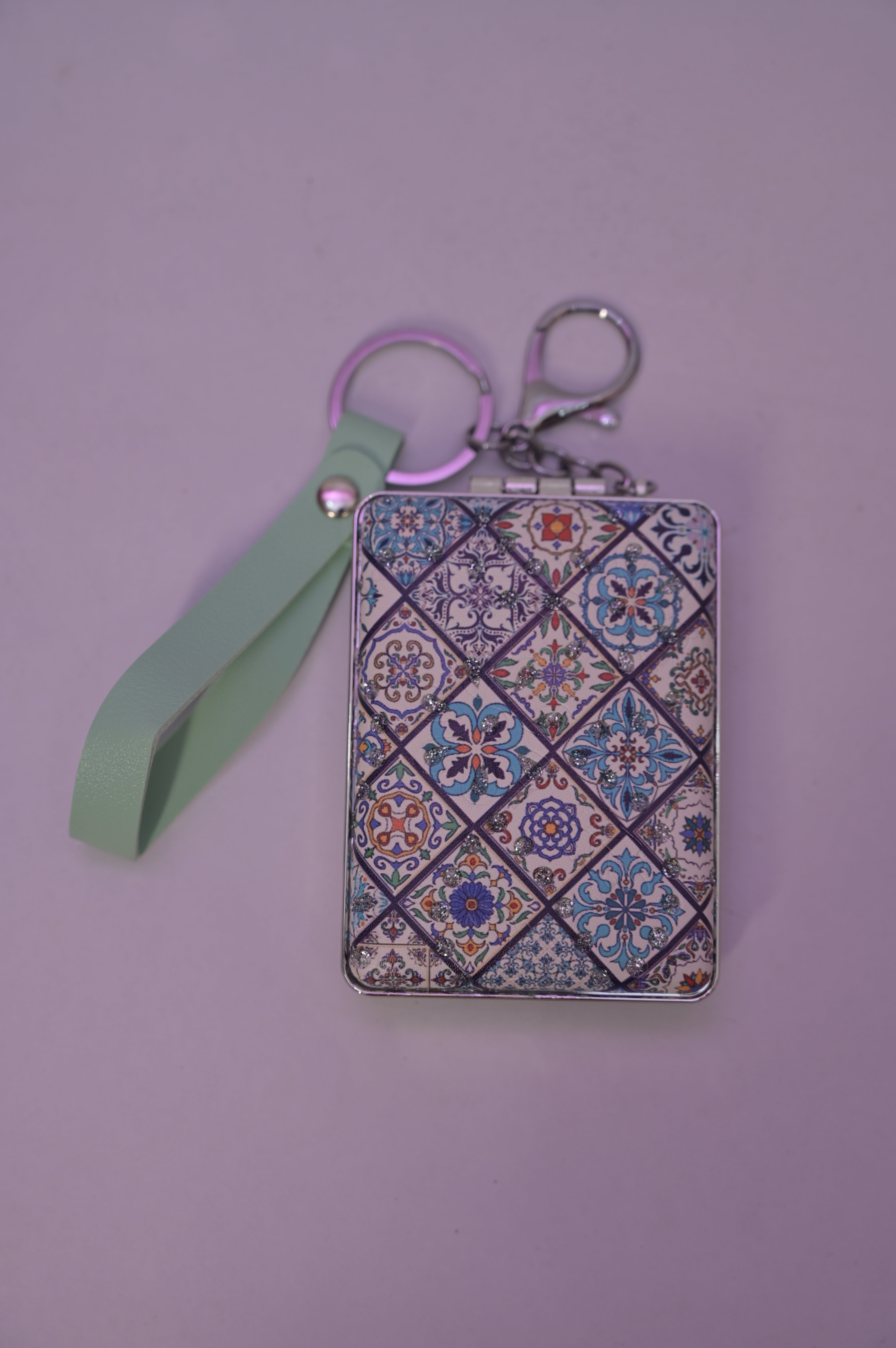 Portable Cosmetic mirror