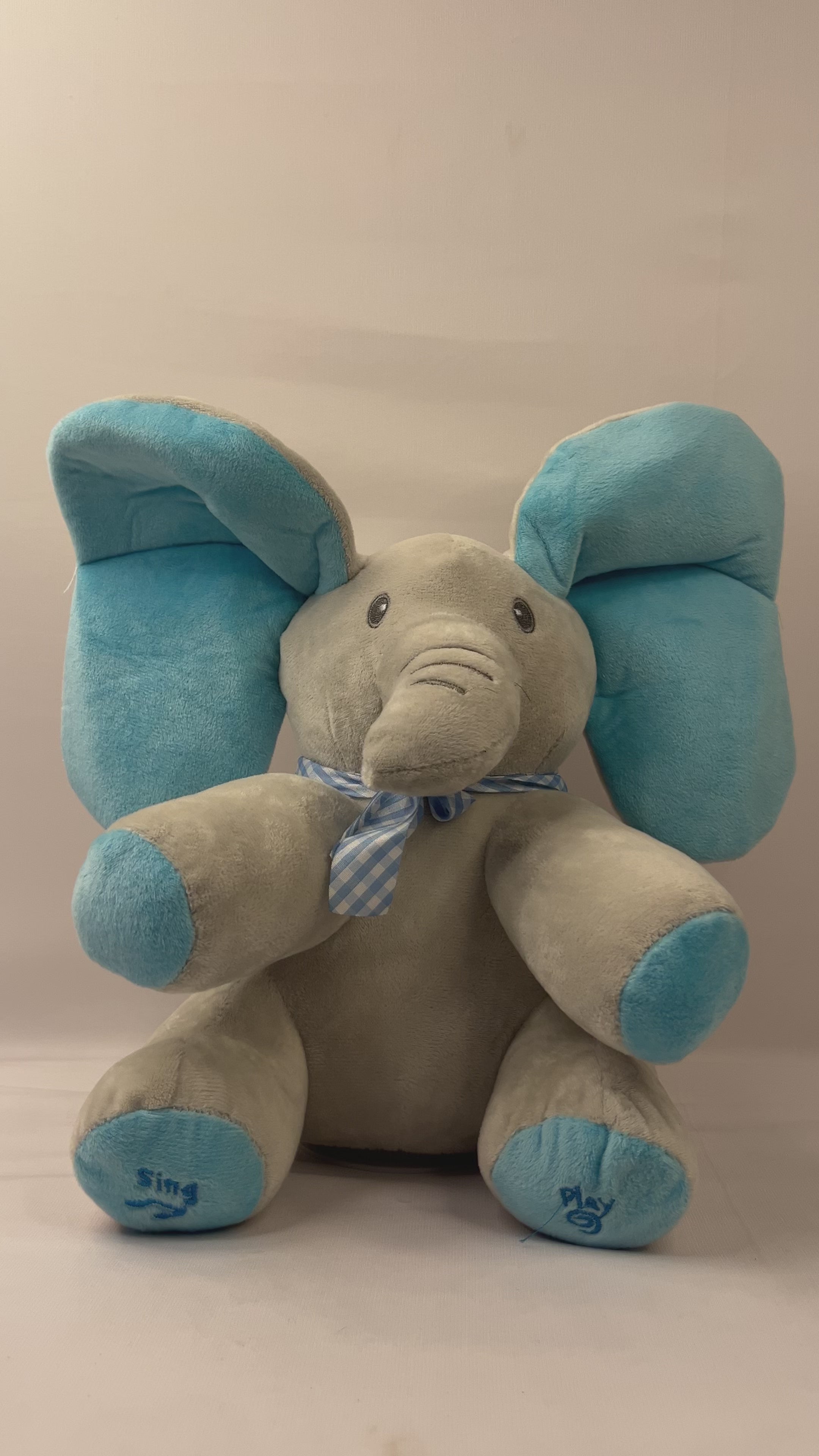 MUSICAL ELEPHANT Teddy